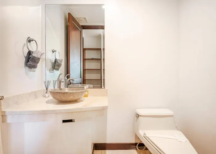Family Friendly Reserva Conchal Retreat *