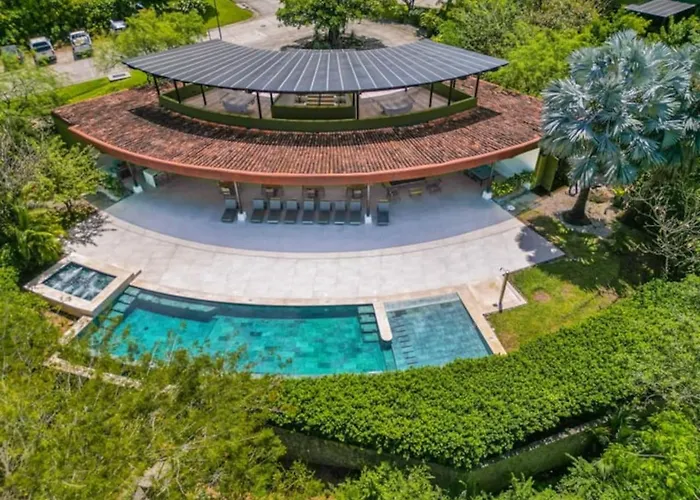 Family Friendly Reserva Conchal Retreat