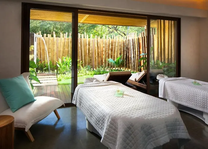 Family Friendly Reserva Conchal Retreat
